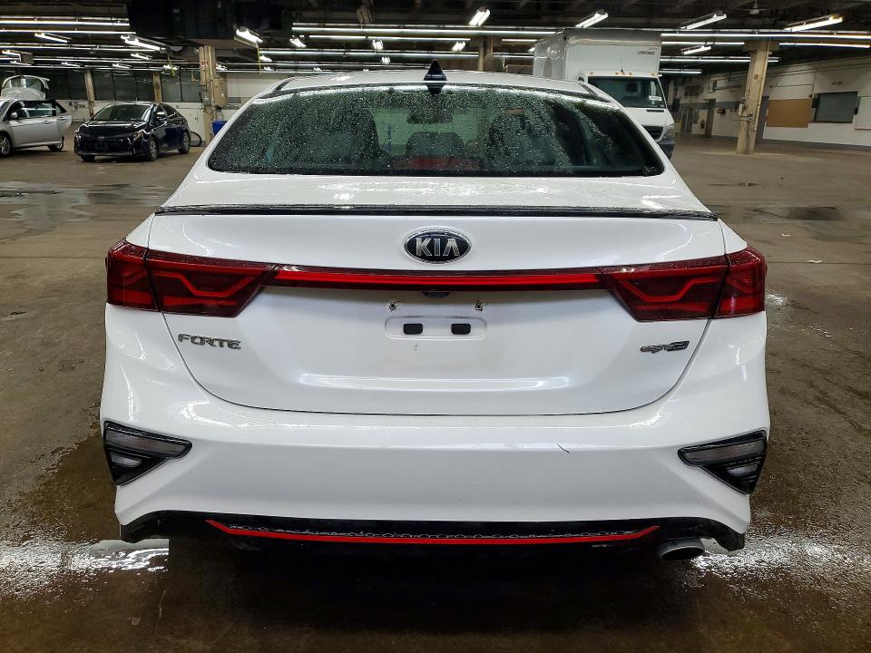 2021 Kia Forte მანქანა იყიდება აუქციონზე, vin: 3KPF34AD5ME411174, აუქციონის ნომერი: 56959906