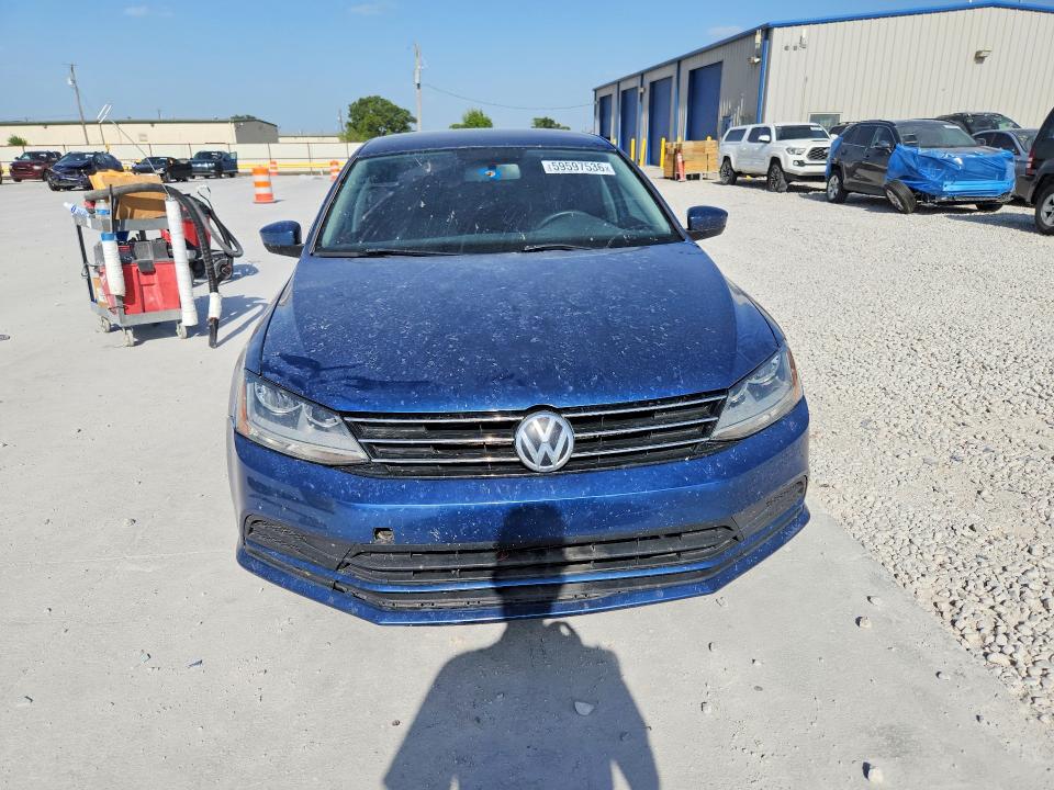 2017 Volkswagen Jetta მანქანა იყიდება აუქციონზე, vin: 3VW2B7AJ4HM301878, აუქციონის ნომერი: 59597536