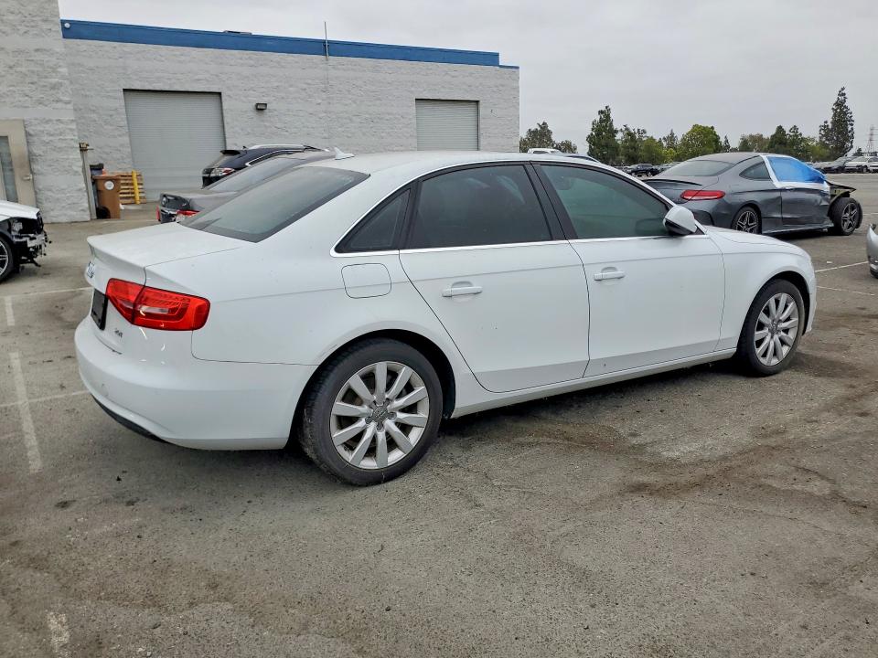 85994605 :رقم المزاد ، WAUAFAFL9DN043283 vin ، 2013 Audi A4 مزاد بيع