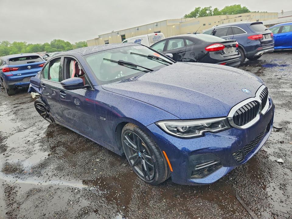 2022 Bmw 330xe მანქანა იყიდება აუქციონზე, vin: WBA5P9C04NFM09489, აუქციონის ნომერი: 57316046