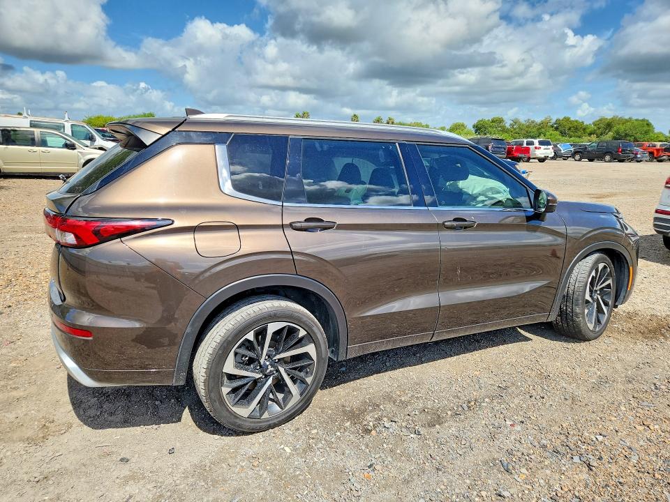 56787156 :رقم المزاد ، JA4J3VA80PZ022609 vin ، 2023 Mitsubishi Outlander مزاد بيع