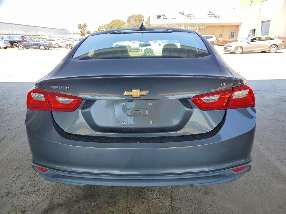Продаж на аукціоні авто 2016 Chevrolet Malibu, vin: 1G1ZE5ST2GF306923, номер лоту: 57386176
