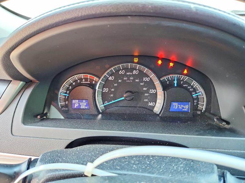57723826 :رقم المزاد ، 4T1BF1FK3DU278486 vin ، 2013 Toyota Camry مزاد بيع