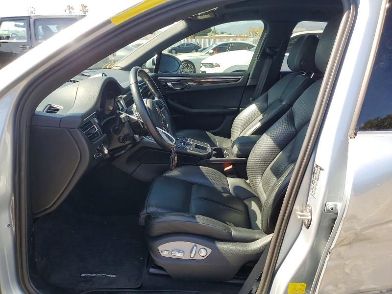 56537676 :رقم المزاد ، WP1AA2A51MLB15751 vin ، 2021 Porsche Macan مزاد بيع