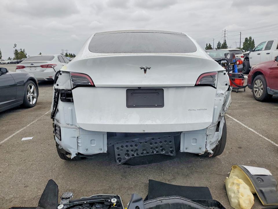 Продажа на аукционе авто 2023 Tesla Model Y, vin: 7SAYGDEE0PA039600, номер лота: 58145326