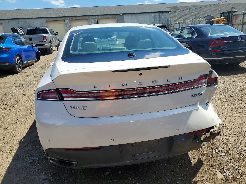 2016 Lincoln Mkz მანქანა იყიდება აუქციონზე, vin: 3LN6L2J92GR627492, აუქციონის ნომერი: 56573626