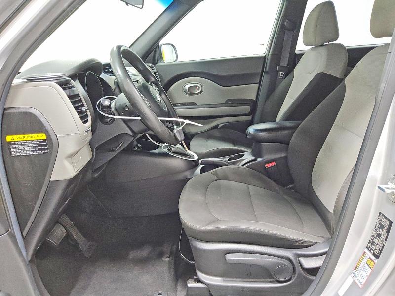 57248856 :رقم المزاد ، KNDJN2A2XJ7606562 vin ، 2018 Kia Soul مزاد بيع