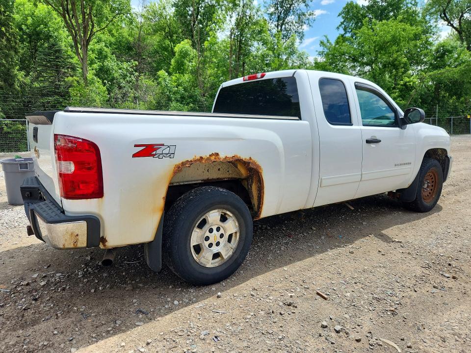 2013 Chevrolet Silverado მანქანა იყიდება აუქციონზე, vin: 1GCRKSE76DZ151736, აუქციონის ნომერი: 57312836