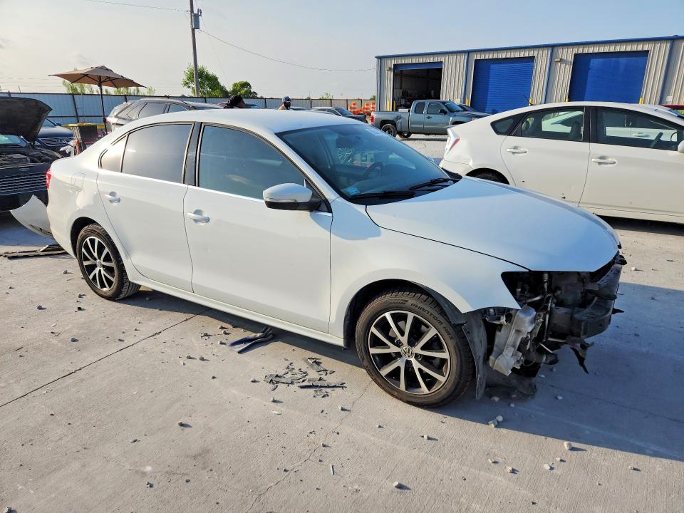 58543346 :رقم المزاد ، 3VWD17AJ8EM407855 vin ، 2014 Volkswagen Jetta مزاد بيع