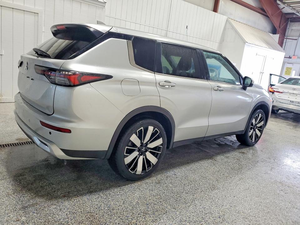 2025 Mitsubishi Outlander მანქანა იყიდება აუქციონზე, vin: JA4J4VA87SZ016716, აუქციონის ნომერი: 58384996