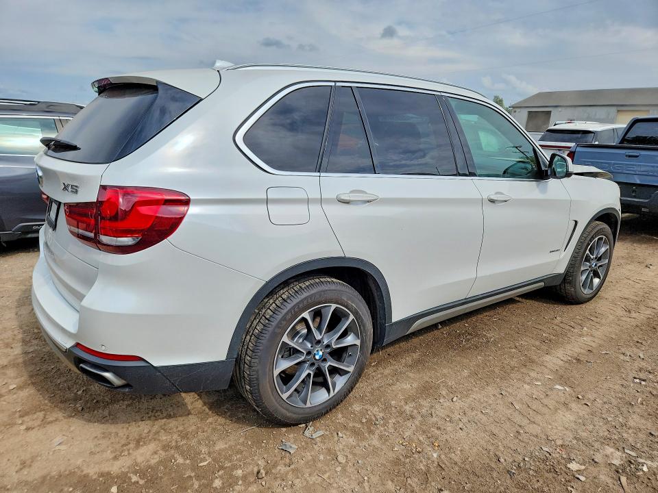 Продаж на аукціоні авто 2018 Bmw X5, vin: 5UXKR0C59J0X85009, номер лоту: 58974236