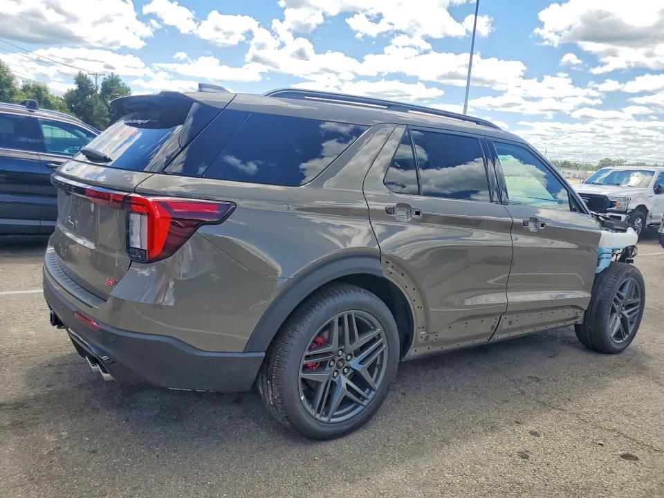 2026 Ford Explorer მანქანა იყიდება აუქციონზე, vin: 1FMWK8GC4TGB43401, აუქციონის ნომერი: 57126836