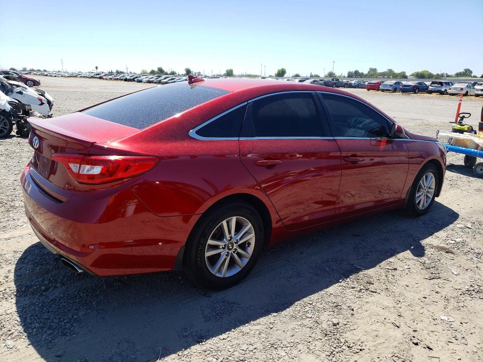 57090776 :رقم المزاد ، 5NPE24AF4FH239430 vin ، 2015 Hyundai Sonata مزاد بيع