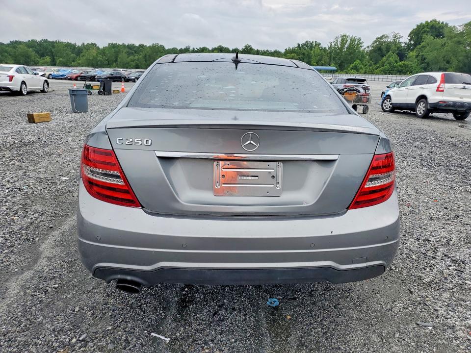 Продажа на аукционе авто 2013 Mercedes-benz C, vin: WDDGJ4HB5DG069830, номер лота: 56652006