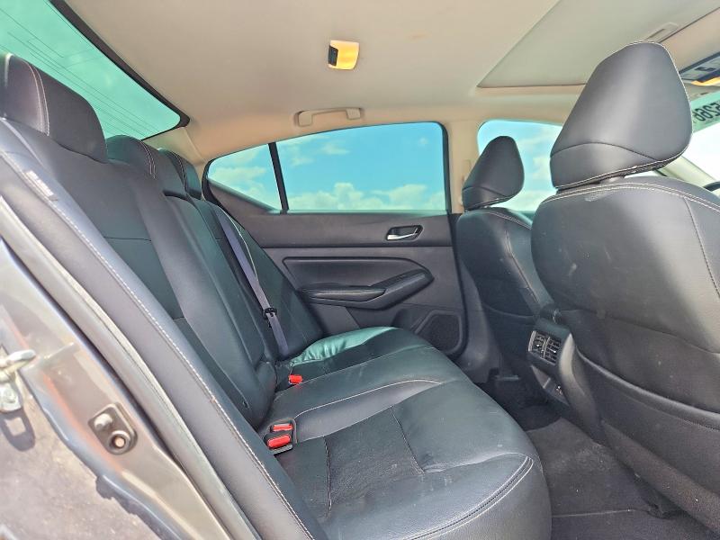 52661946 :رقم المزاد ، 1N4BL4EV5KC221905 vin ، 2019 Nissan Altima مزاد بيع