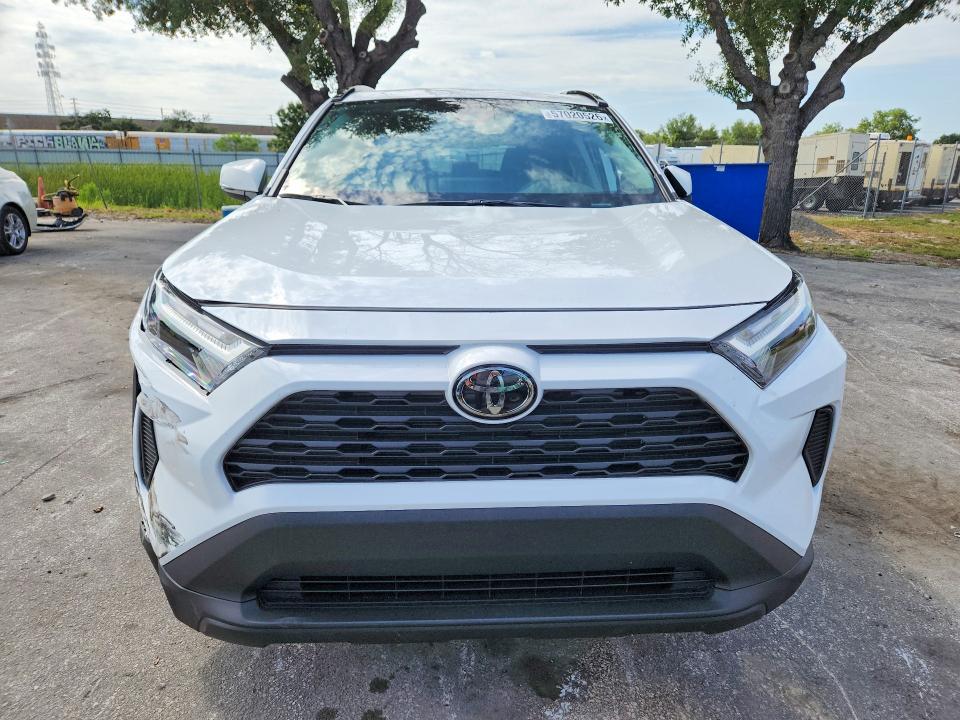 57020526 :رقم المزاد ، 4T3RWRFV6SU194786 vin ، 2025 Toyota Rav4 Hybrid مزاد بيع