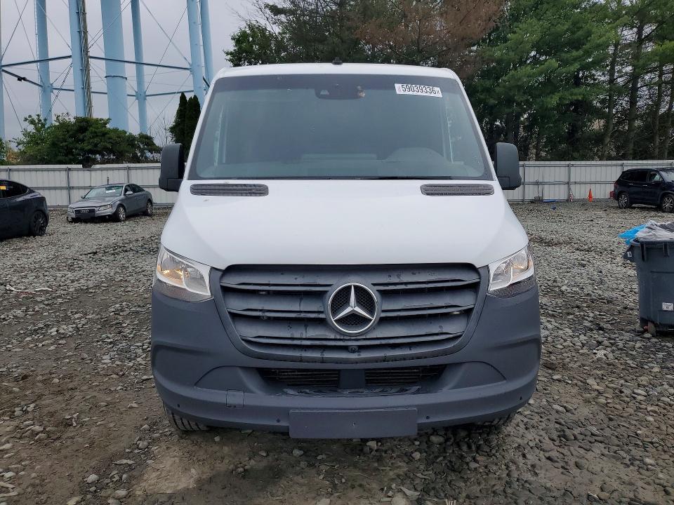 59039336 :رقم المزاد ، W1Y70BGY6NT093274 vin ، 2022 Mercedes-benz Sprinter مزاد بيع