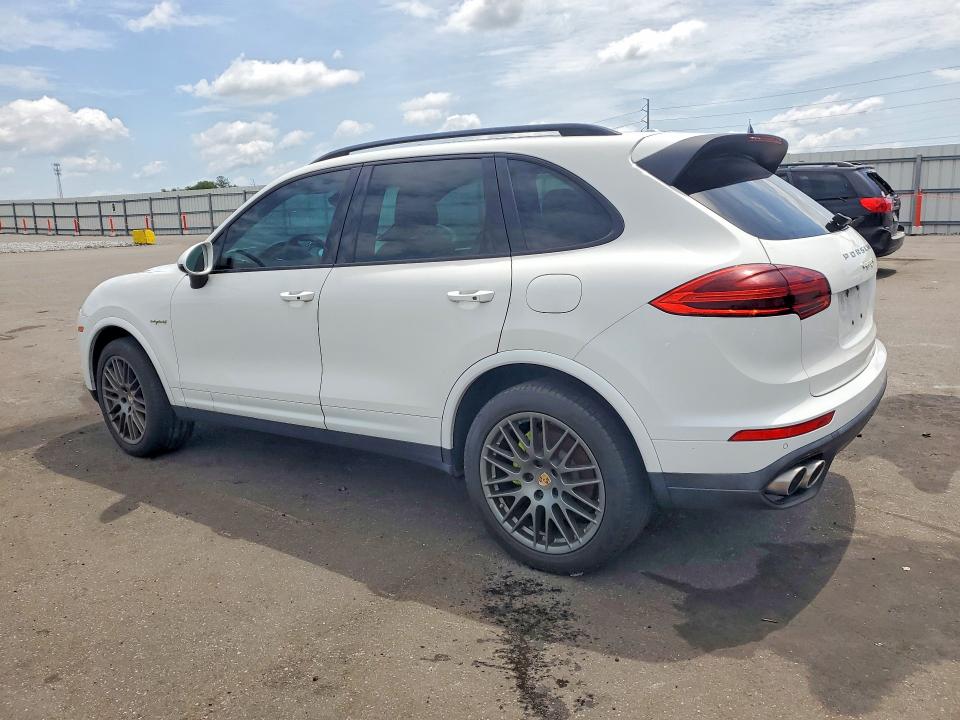 57470156 :رقم المزاد ، WP1AE2A22HLA74286 vin ، 2017 Porsche Cayenne مزاد بيع