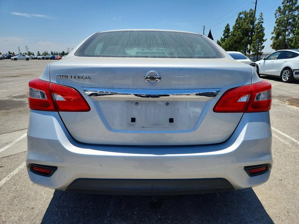 2017 Nissan Sentra მანქანა იყიდება აუქციონზე, vin: 3N1AB7AP0HY352678, აუქციონის ნომერი: 58260306
