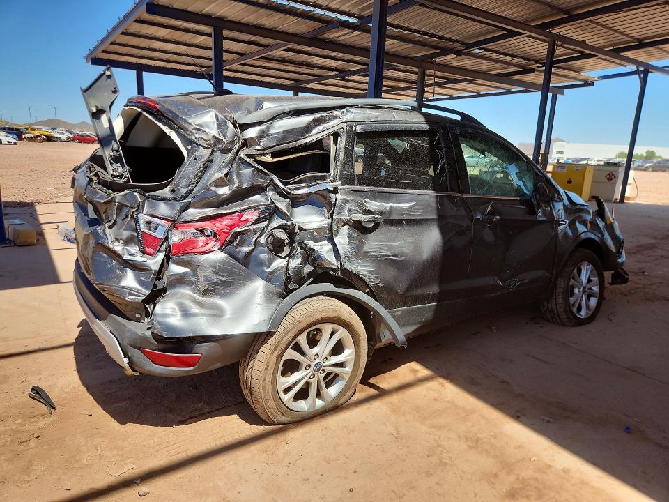 Продажа на аукционе авто 2017 Ford Escape, vin: 1FMCU0G96HUD85795, номер лота: 58099256