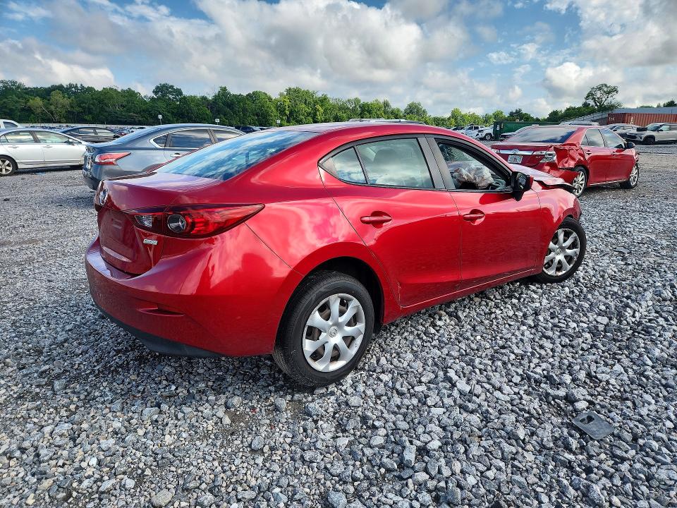 57847926 :رقم المزاد ، 3MZBM1U79FM202705 vin ، 2015 Mazda 3 مزاد بيع