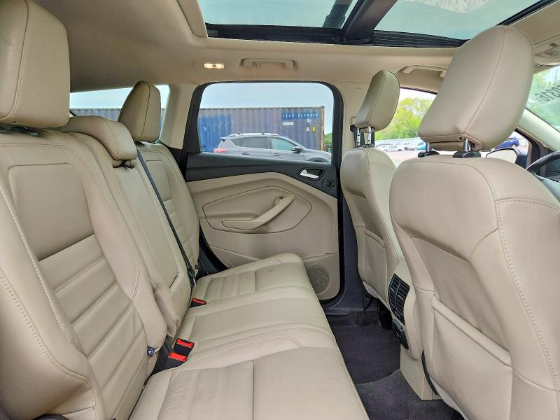 2019 Ford Escape მანქანა იყიდება აუქციონზე, vin: 1FMCU9J91KUC25036, აუქციონის ნომერი: 55950316