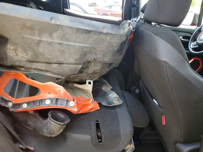 57345876 :رقم المزاد ، ZACCJBCB6JPG73390 vin ، 2018 Jeep Renegade مزاد بيع