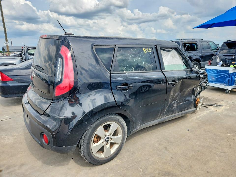 2017 Kia Soul მანქანა იყიდება აუქციონზე, vin: KNDJN2A25H7427856, აუქციონის ნომერი: 55565456