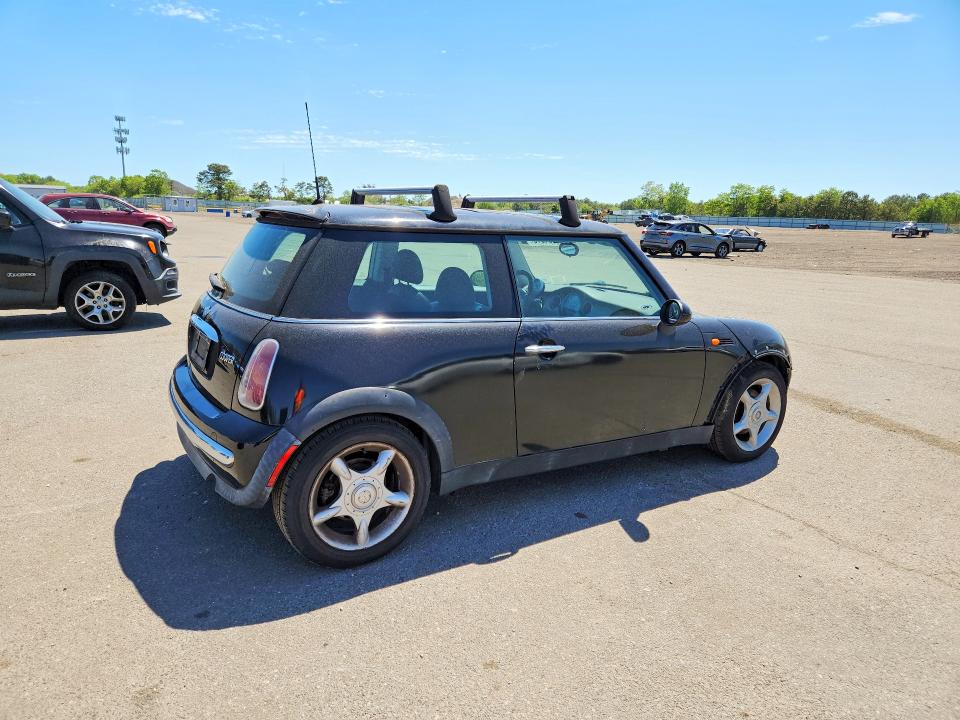 2003 Mini Cooper მანქანა იყიდება აუქციონზე, vin: WMWRC33483TE18548, აუქციონის ნომერი: 55991816