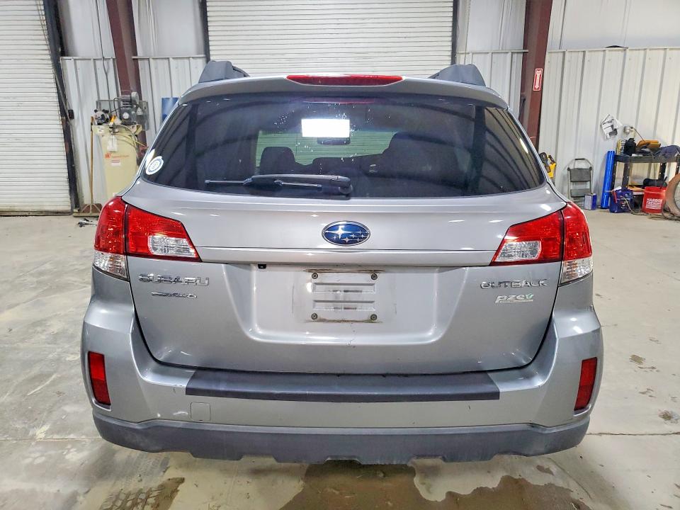 2011 Subaru Outback მანქანა იყიდება აუქციონზე, vin: 4S4BRBGC2B3356876, აუქციონის ნომერი: 57144336