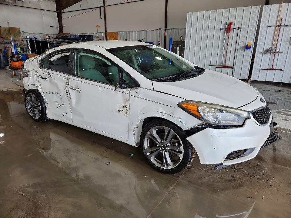 2015 Kia Forte მანქანა იყიდება აუქციონზე, vin: KNAFX4A87F5291512, აუქციონის ნომერი: 55929656