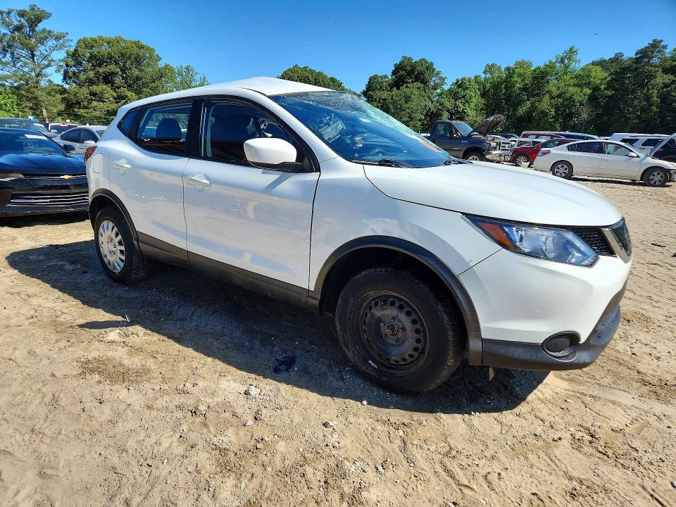 Продажа на аукционе авто 2018 Nissan Rogue Sport, vin: JN1BJ1CP3JW154532, номер лота: 55151336