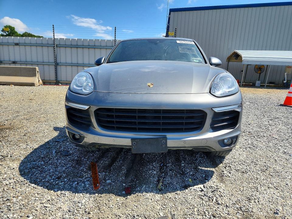Auction sale of the 2017 Porsche Cayenne, vin: WP1AA2A26HKA92064, lot number: 55784476