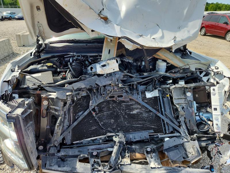 58577806 :رقم المزاد ، 1GNSKFEC1JR162555 vin ، 2018 Chevrolet Tahoe مزاد بيع