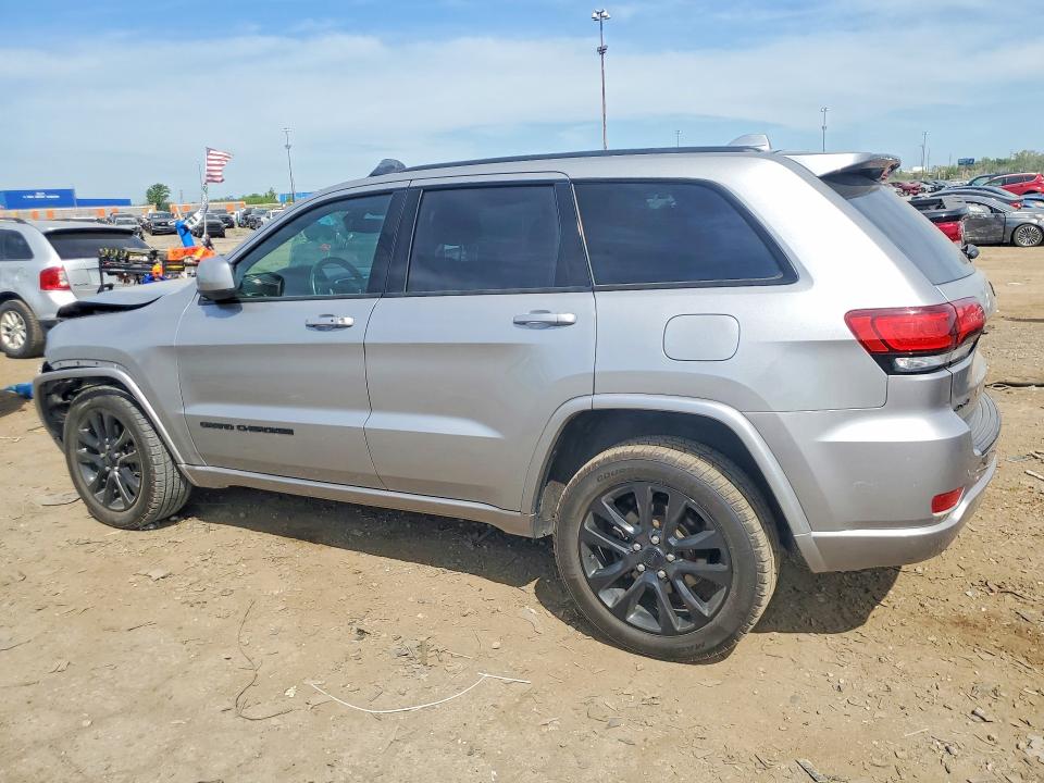 55855356 :رقم المزاد ، 1C4RJFAG7JC410586 vin ، 2018 Jeep Grand Cherokee مزاد بيع