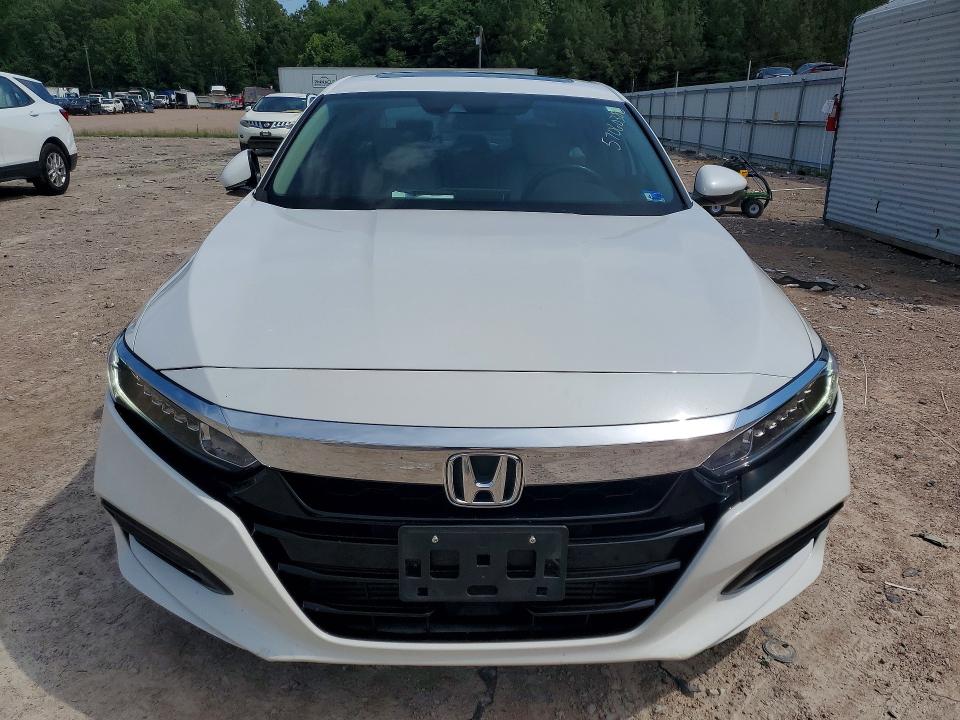 Продажа на аукционе авто 2018 Honda Accord, vin: 1HGCV1F56JA106019, номер лота: 57060386