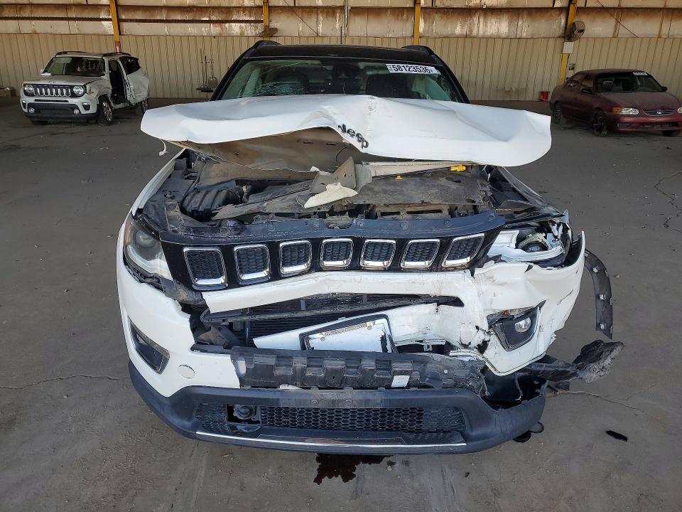 58123536 :رقم المزاد ، 3C4NJCCBXJT248035 vin ، 2018 Jeep Compass مزاد بيع