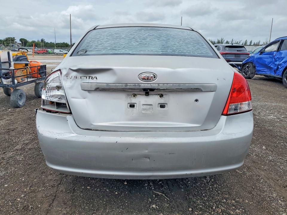 55951666 :رقم المزاد ، KNAFE121185521151 vin ، 2008 Kia Spectra مزاد بيع