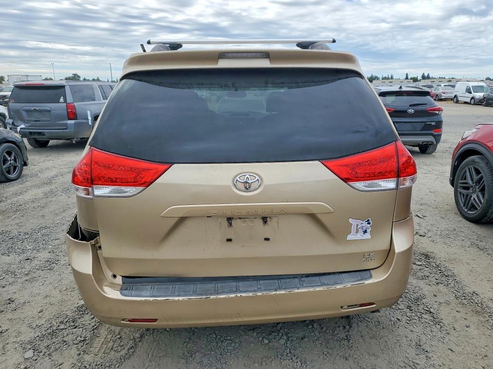 Aukcja sprzedaży 2011 Toyota Sienna, vin: 5TDJK3DC1BS002960, numer aukcji: 58935936