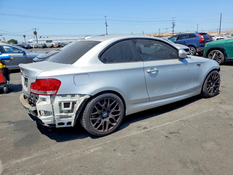 Продажа на аукционе авто 2011 Bmw 135, vin: WBAUC9C55BVM10526, номер лота: 58402436