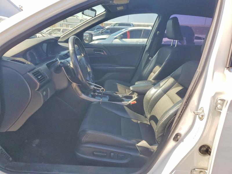 Продажа на аукционе авто 2017 Honda Accord, vin: 1HGCR2F54HA161315, номер лота: 55469496