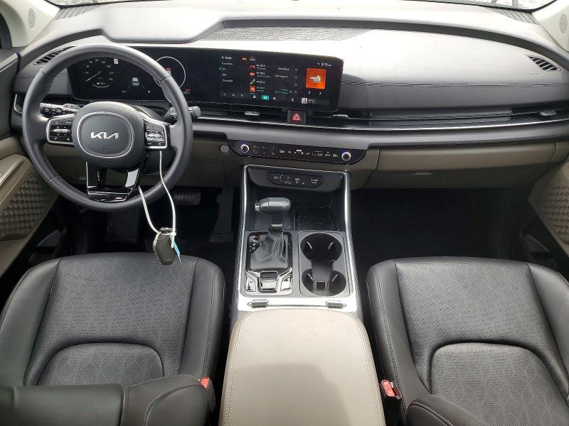 Продаж на аукціоні авто 2025 Kia Carnival, vin: KNDNE5K35S6470634, номер лоту: 58377256
