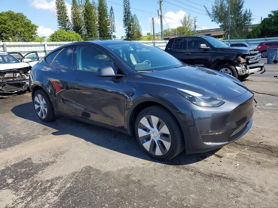 Продажа на аукционе авто 2024 Tesla Model Y, vin: 7SAYGDED6RF055006, номер лота: 58027036