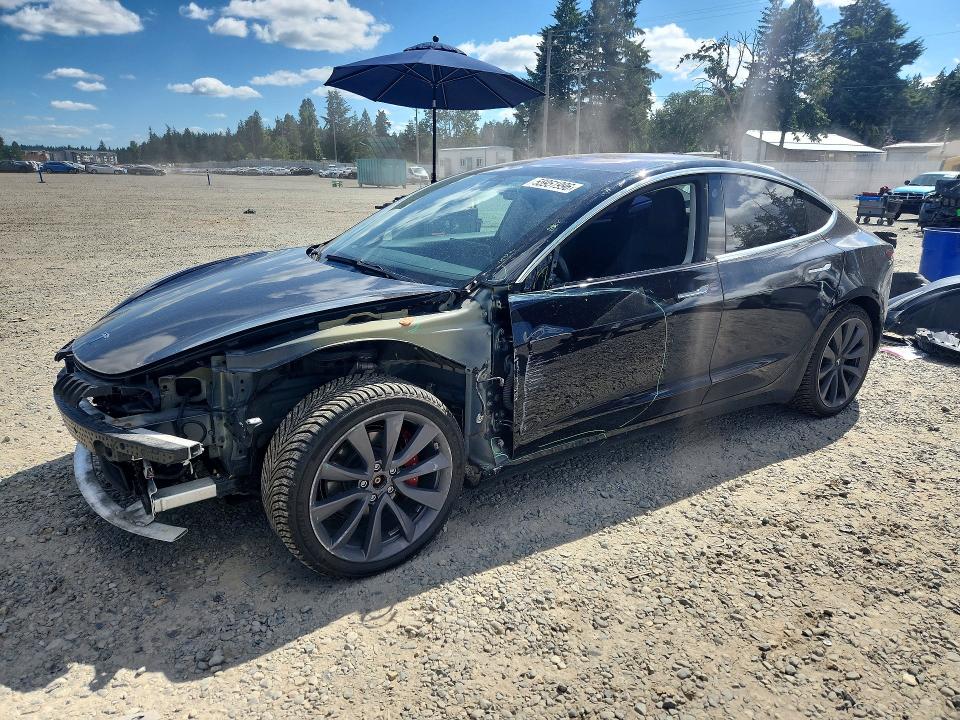 Продажа на аукционе авто 2018 Tesla Model 3, vin: 5YJ3E1EB4JF110843, номер лота: 55951996