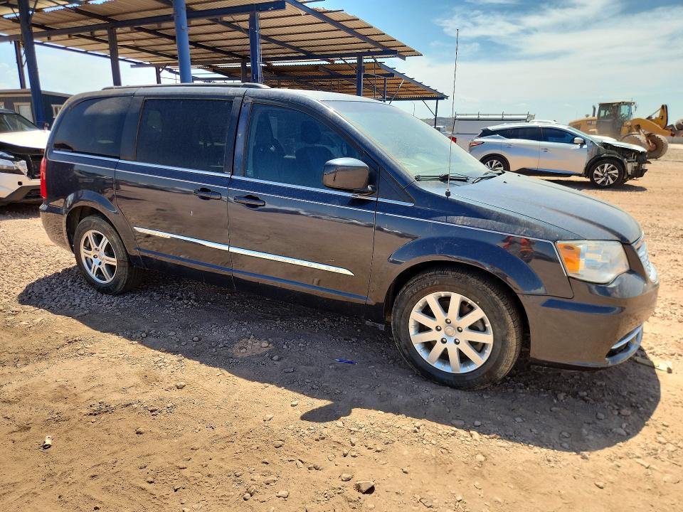56875106 :رقم المزاد ، 2C4RC1BG5DR690337 vin ، 2013 Chrysler Town & Country مزاد بيع
