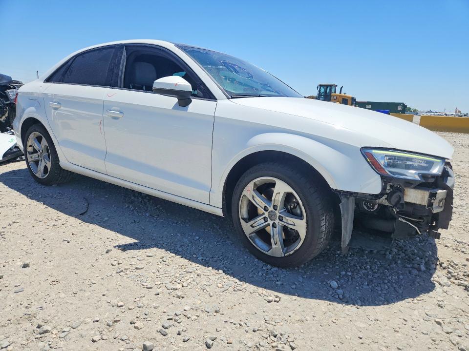 57423876 :رقم المزاد ، WAUB8GFFXH1023018 vin ، 2017 Audi A3 مزاد بيع