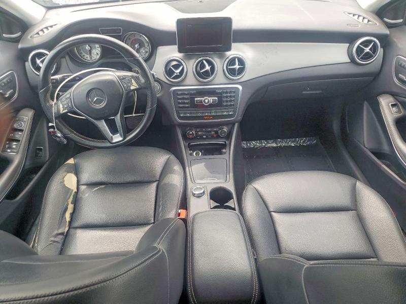 55541756 :رقم المزاد ، WDCTG4GB7FJ112458 vin ، 2015 Mercedes-benz Gla مزاد بيع