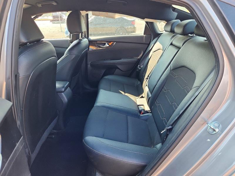 59159726 :رقم المزاد ، 3KPF54AD3PE654058 vin ، 2023 Kia Forte مزاد بيع