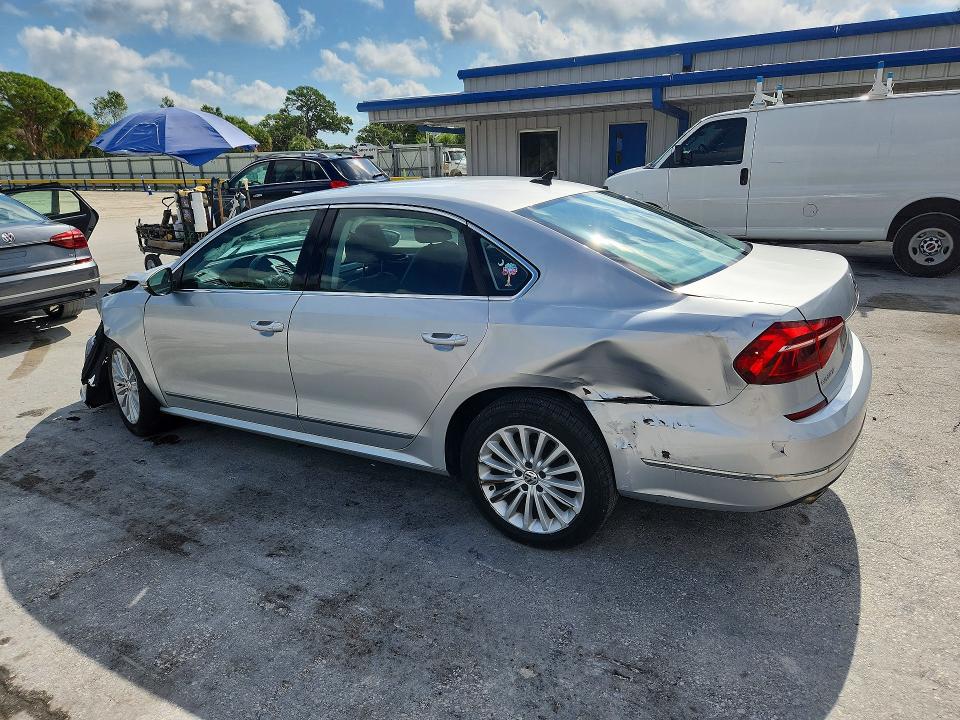 Продаж на аукціоні авто 2017 Volkswagen Passat, vin: 1VWBT7A30HC072874, номер лоту: 57144446