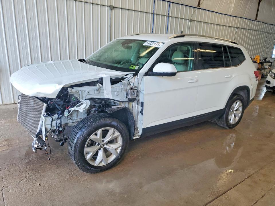 59032176 :رقم المزاد ، 1V2LR2CAXJC579712 vin ، 2018 Volkswagen Atlas مزاد بيع